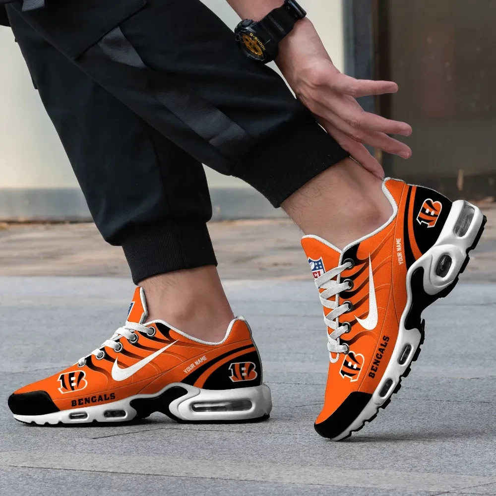 Cincinnati Bengals Personalized Name Team Mix Colors V3 TN Air Max Shoes Air Cushion Sneakers