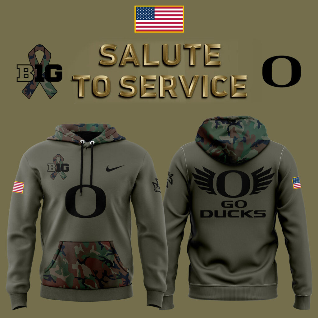 Oregon Football Salute to Service Club Fleece Pullover Hoodie